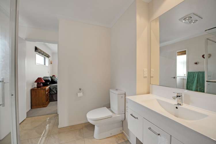 11/11 Errol Close Burbush_12