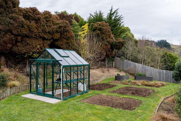 35 Waikana Street Broad Bay_34