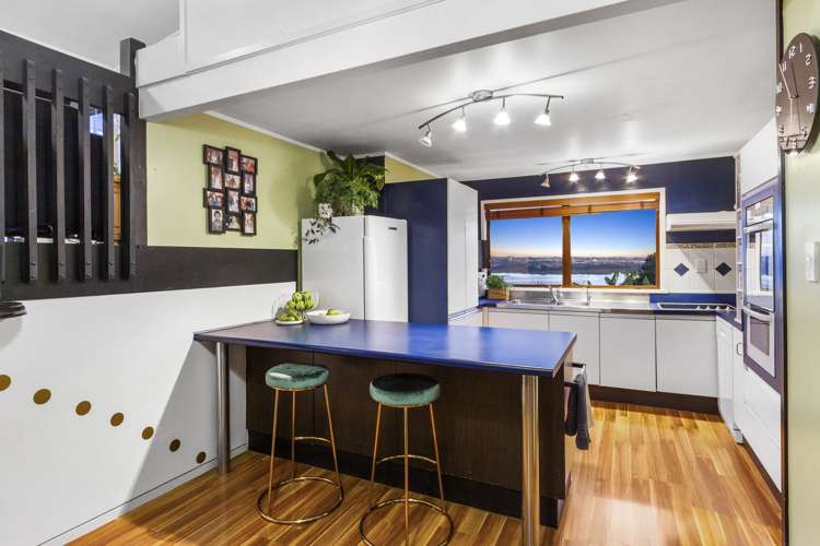 81 Rosecamp Road Beach Haven_14