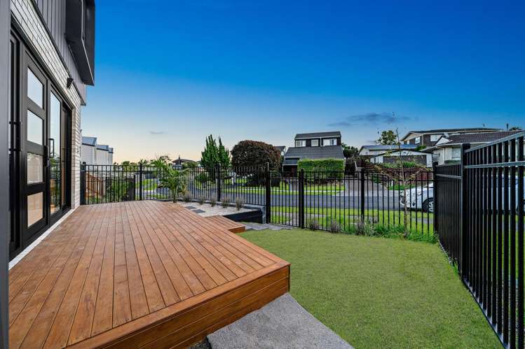 7A Sirius Place Botany Downs_13