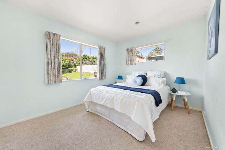15 Riverview Road New Lynn_7