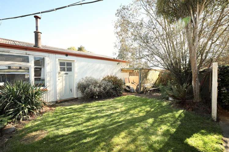 69 Main North Road Geraldine_23