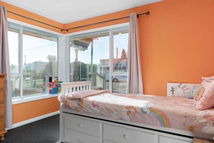 42 Neill Street Hornby_10