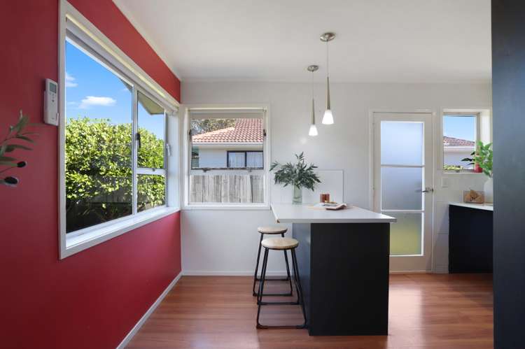 1/83 Glendale Road Glen Eden_3