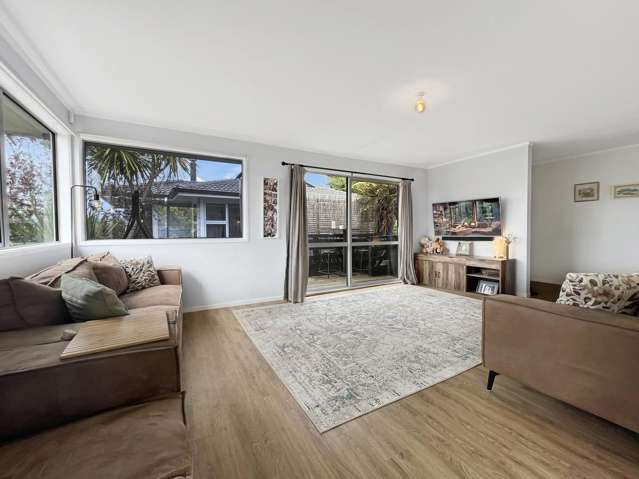 61 Sunline Avenue Massey_3