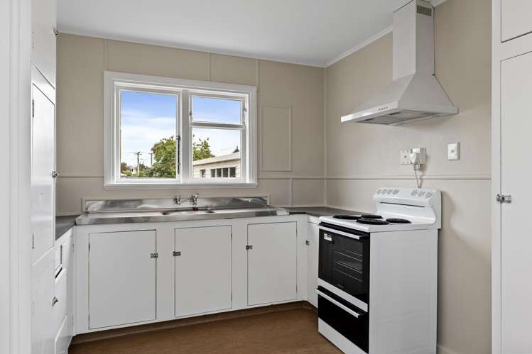 139 and 141 Hampshire Street Aranui_19