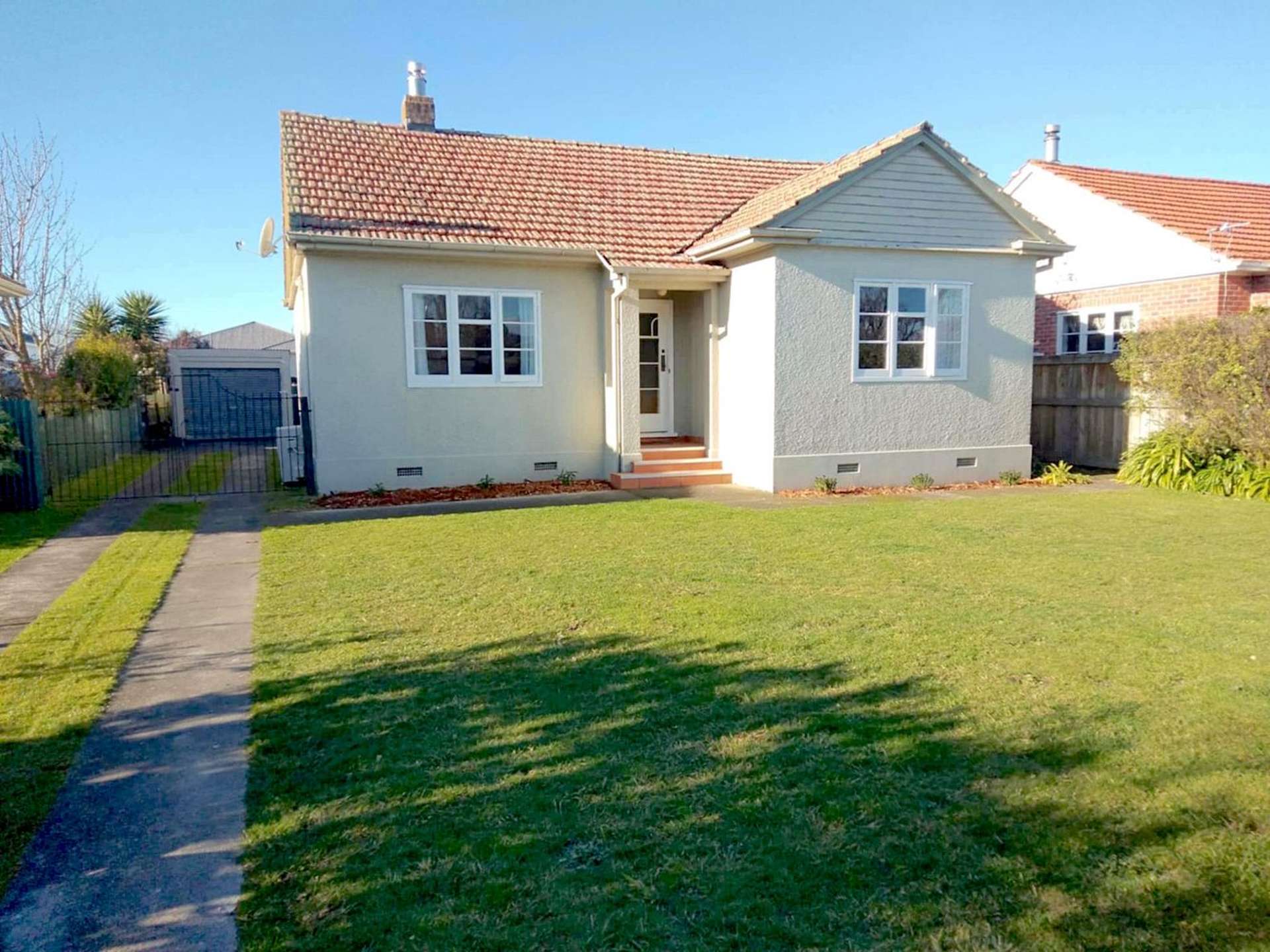 412 Akina Street Akina_0