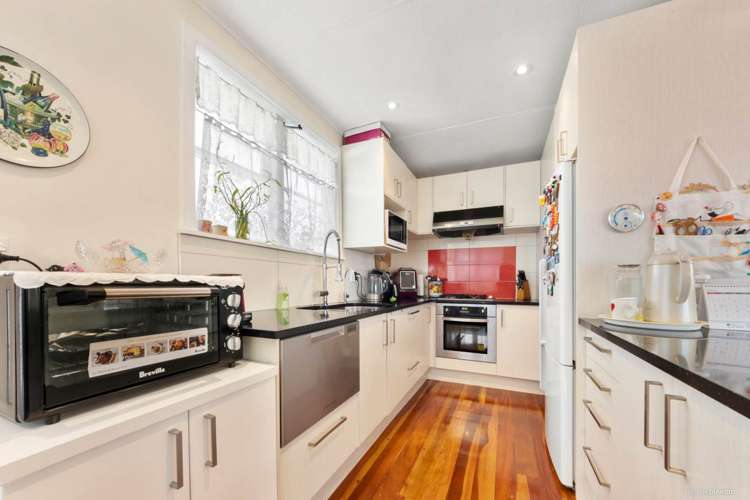 15 Astley Avenue New Lynn_5