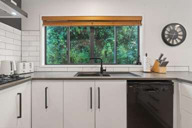 51B Meadowland Street_3