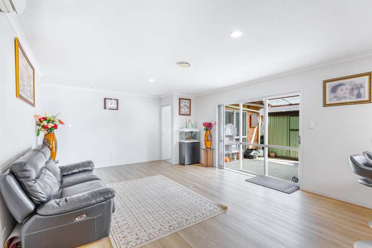 25 Carrick Glen Avenue Flat Bush_4