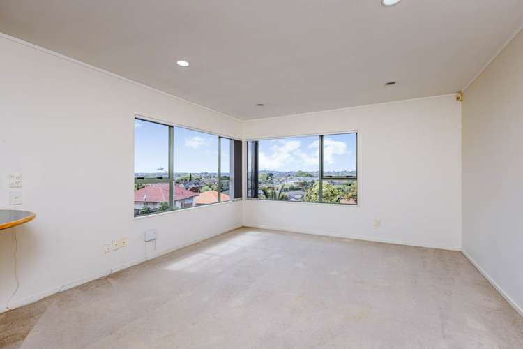 2/14 Kells Place Botany Downs_6