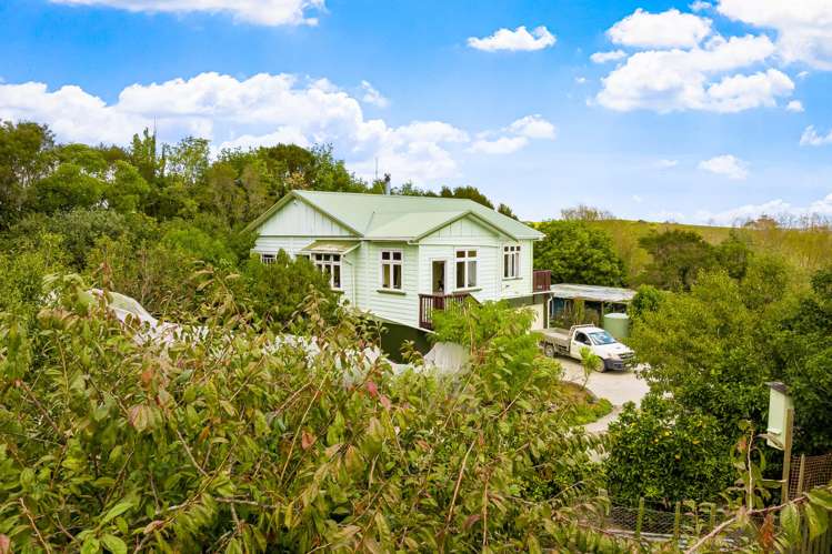 111 Harataua Road Port Albert_23