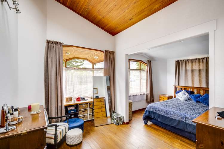 911 Churchill Street Akina_5