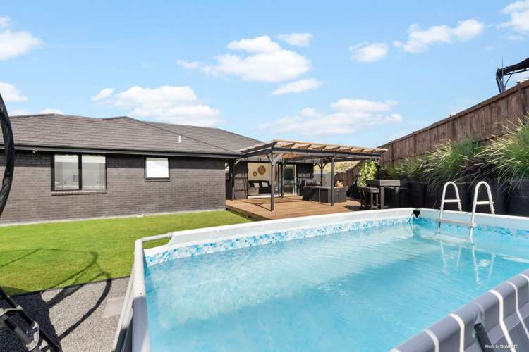 34 Peacock Place Pokeno_11