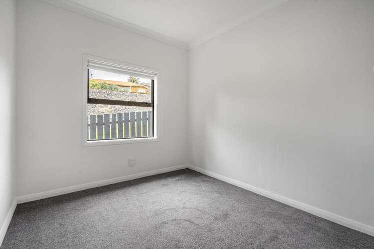 18A & 18B Ahiriri Avenue Avondale_17