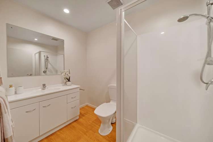 16c Defoe Place Waltham_14