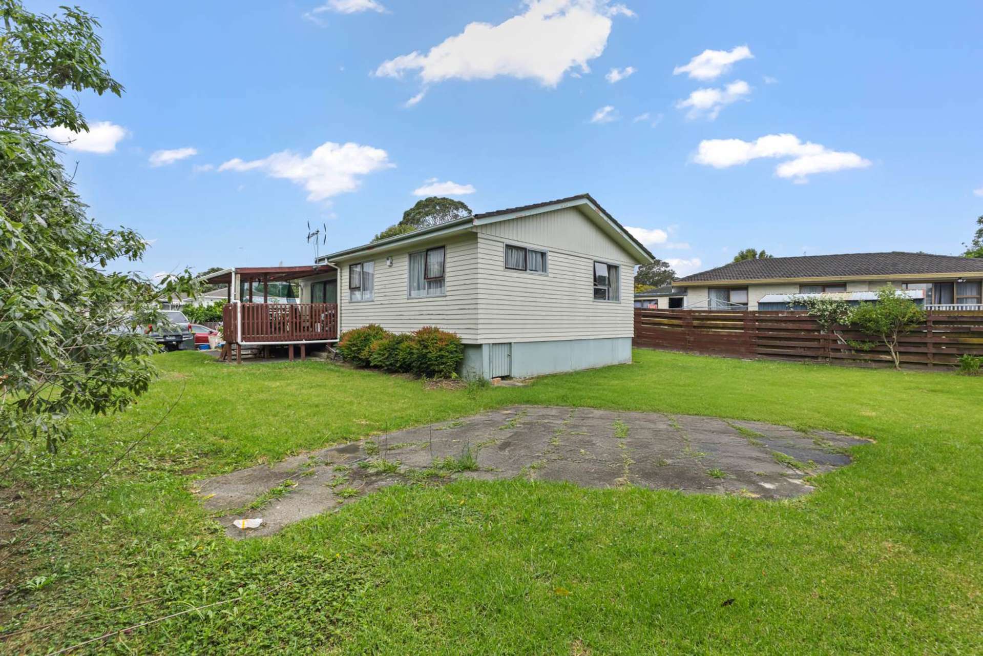 313 Roscommon Road Clendon Park_0