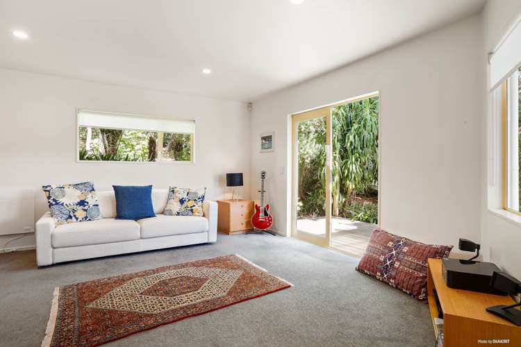 9 Opou Road Titirangi_12