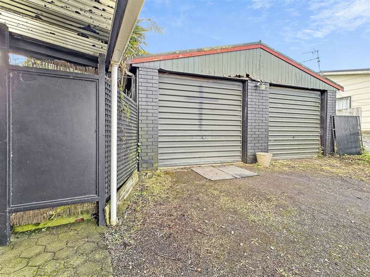 3 Clarks Beach Road Clarks Beach_14