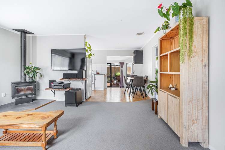 64 Pelorus Street Glenview_6