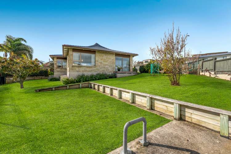 2 Hill Rise Sunnyhills_17