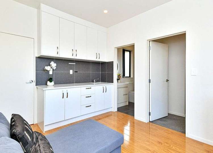 64 Prado Drive Pukekohe_16