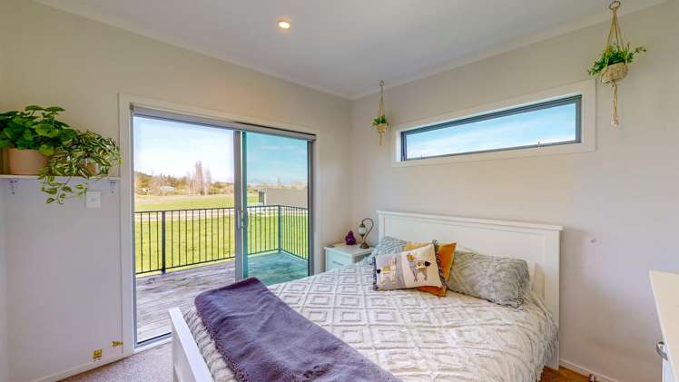 107 Neavesville Road Puriri_8