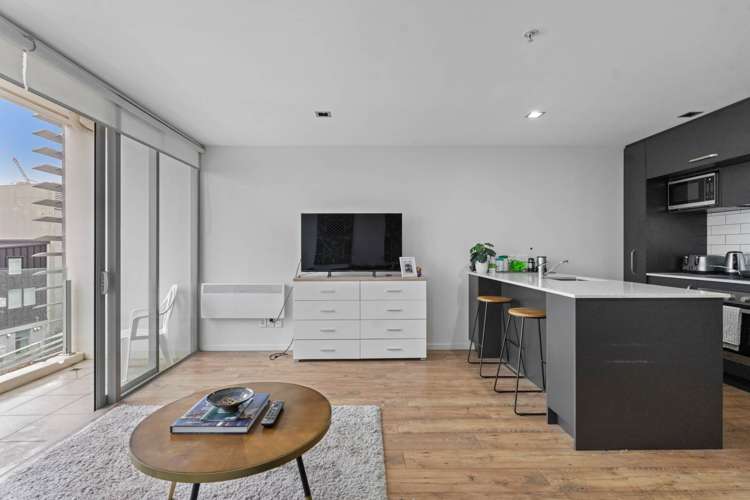 2c/14 Exmouth Street Eden Terrace_8