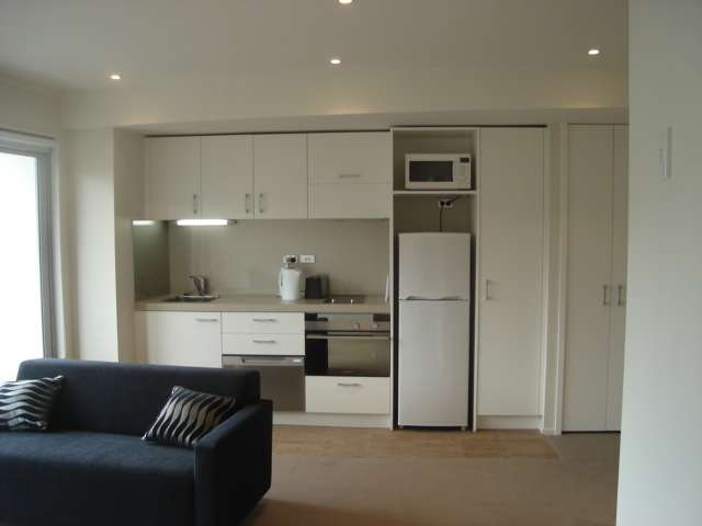 614/72-82 Taranaki Street 2185_1