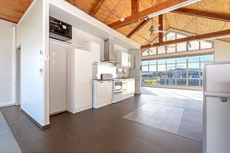 1 Commerce Place Awapuni_3