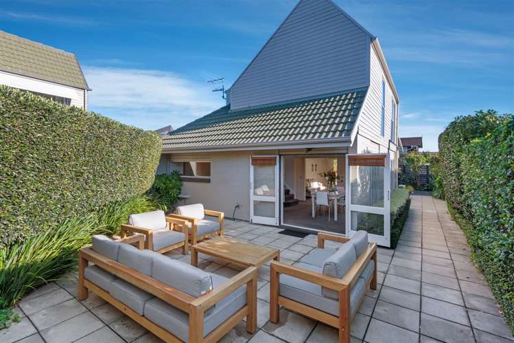 15a Saint Winifreds Place Bryndwr_16