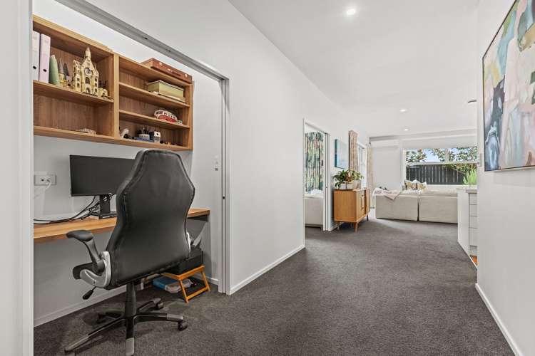 95 Office Road Merivale_11