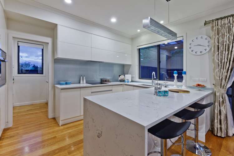 21a Richards Avenue Forrest Hill_9