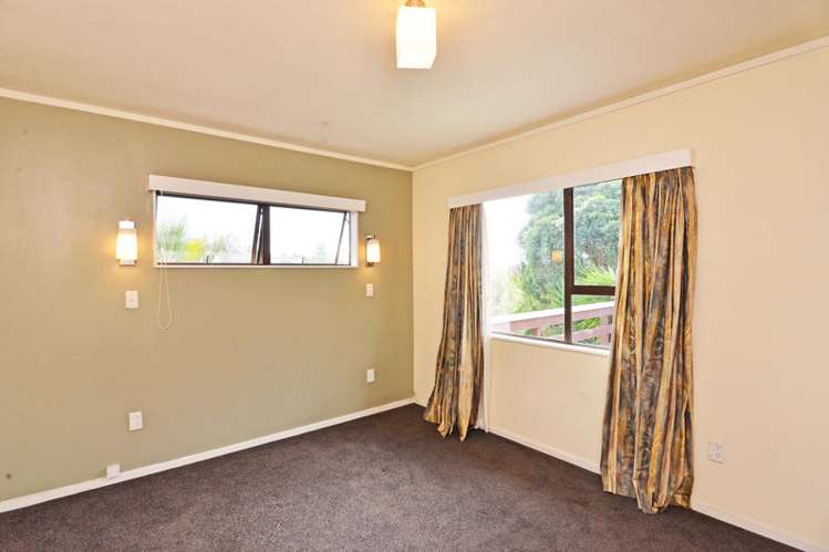 71 Woodglen Road Glen Eden_8