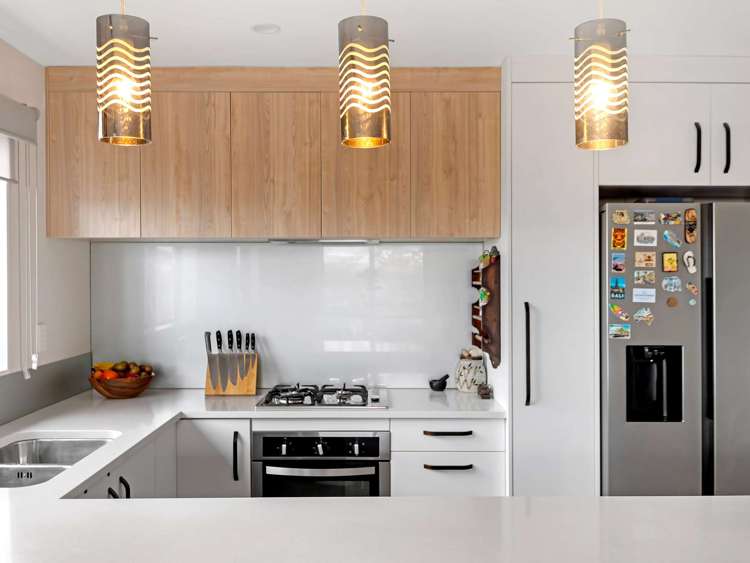 76 Accolage Boulevard_5