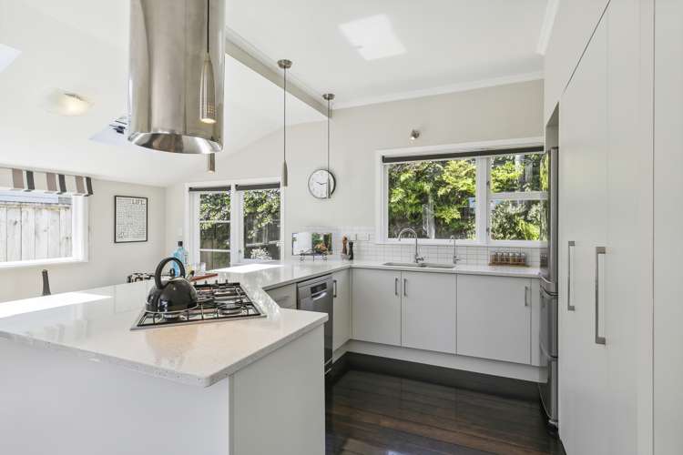 2 Poona Street Khandallah_16