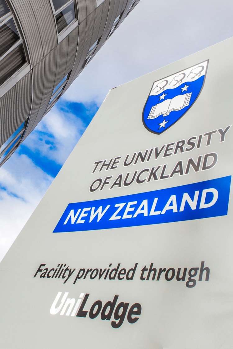 207/133 Beach Road Auckland Central_13