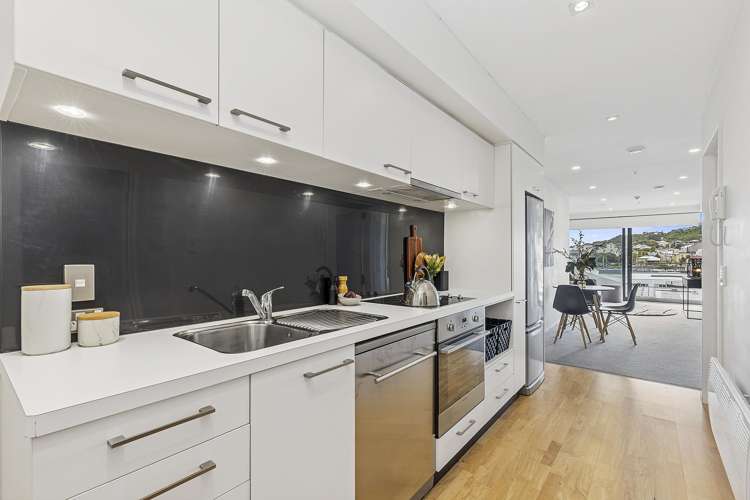 64/13 College Street Te Aro_2