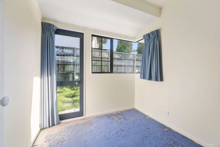 1/14 Mossop Rise Glenfield_12