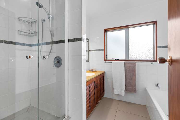 43 Margaret Road Bellevue_20