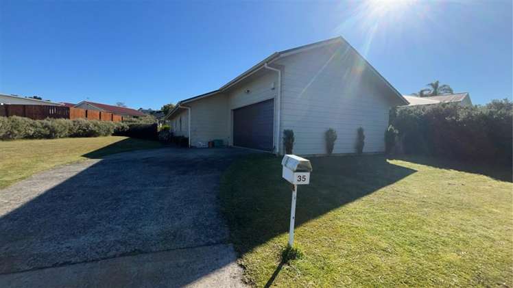 35 Hartis Avenue Huntly_12