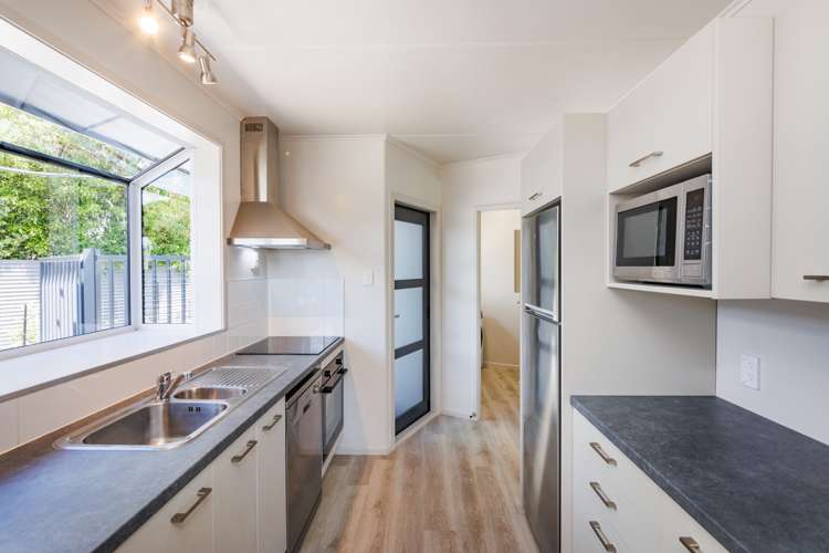 21 Sutherland Crescent Westbrook_9