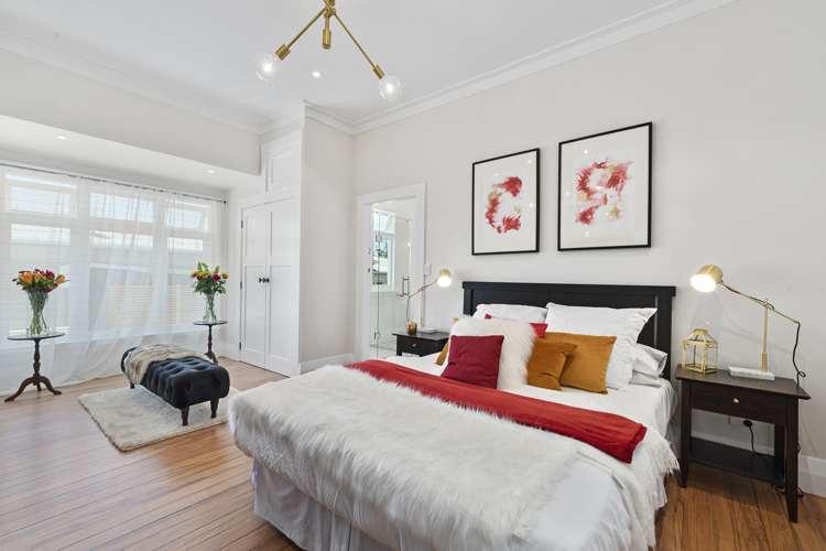 11 Empire Road Devonport_9