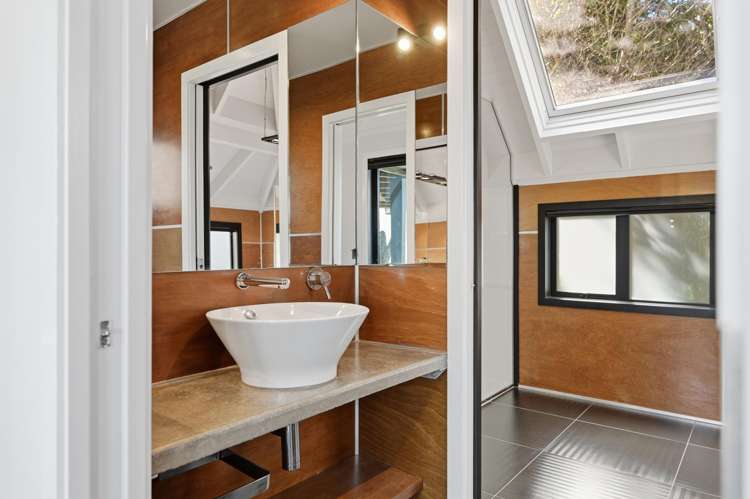 14 Taharepa Road Hilltop_21