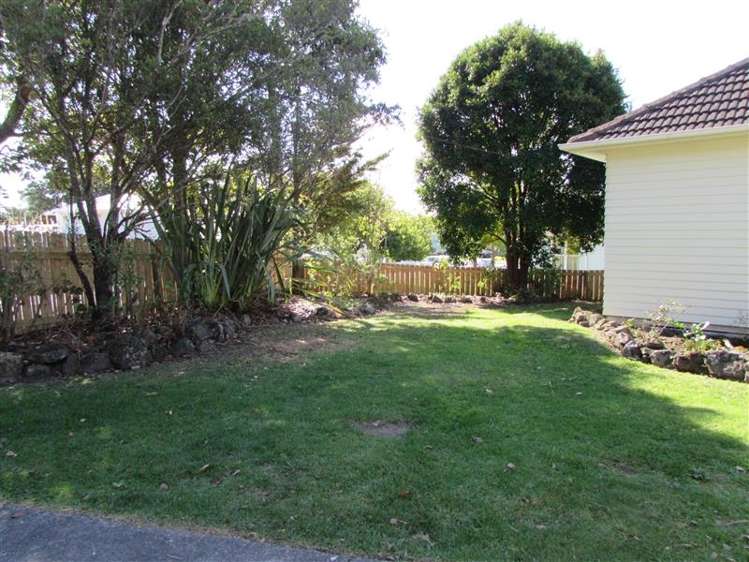 6 Albrecht Avenue Mount Roskill_12
