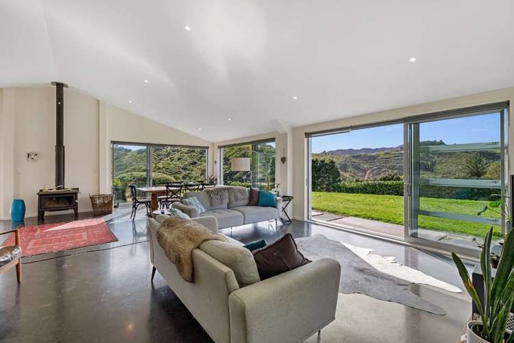 4 Bridle Way Hunua_9