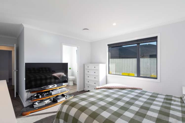 1 Carmine Crescent Richmond_8