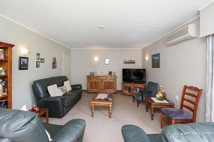 157 Middle Road Allenton_10