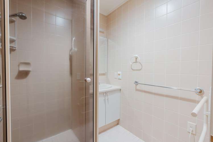 5 Ashford Mews Flagstaff_20