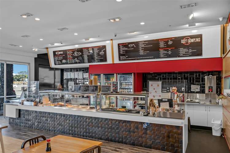 Shop 9, 1 John Goulter Drive Auckland Airport_6